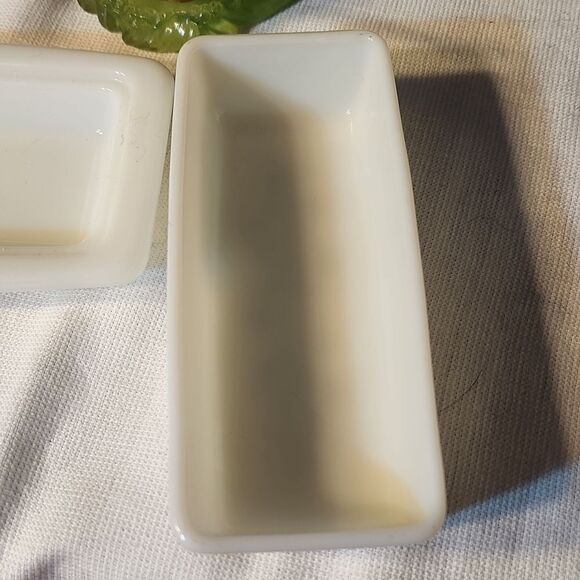 Pyrex Marigold Meadows Butter Dish - Picture 4 of 7